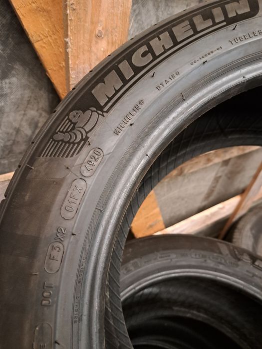 2 anvelope 275/45 R18 Michelin