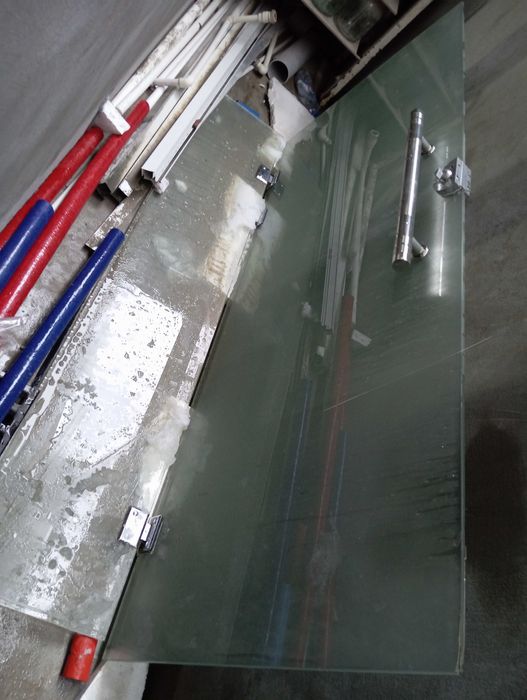 Срочно продам коленые двери