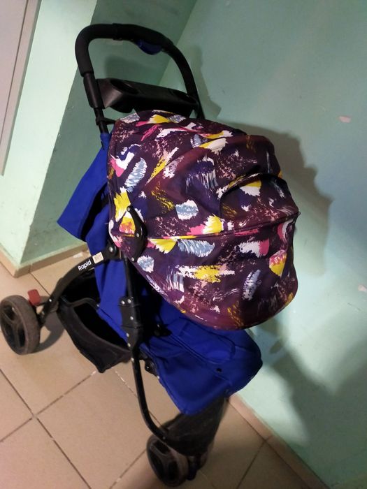 Коляска очень удобно