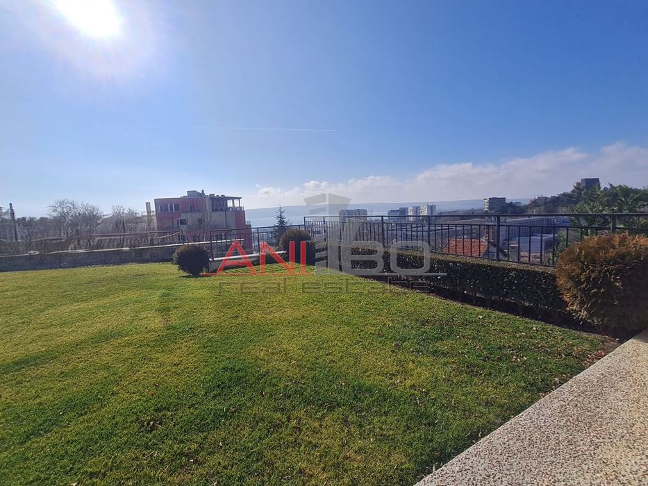 Продава се Двустаен апартамент в Варна, Бриз - 75 кв.м за 1394 €/кв.м - Снимка #8