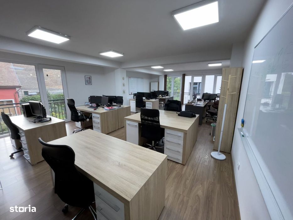 Spațiu de birouri de 95 mp + terasa 90 mp zona Centrala