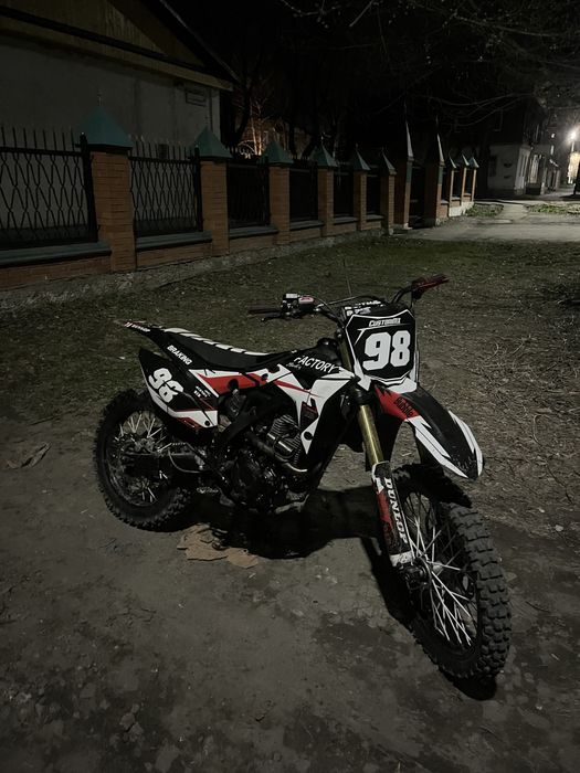 Продам эндуро 300