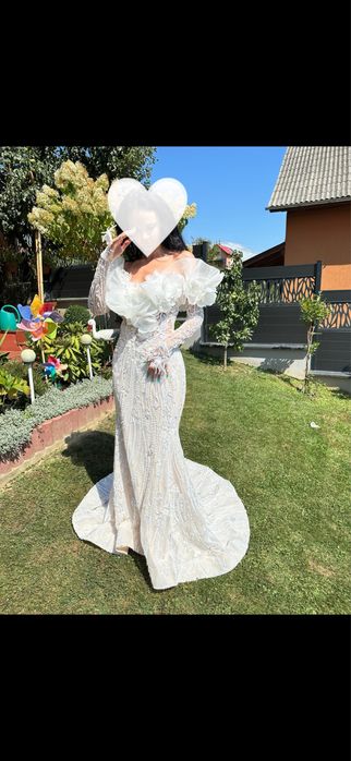 Rochie mireasa model unicat