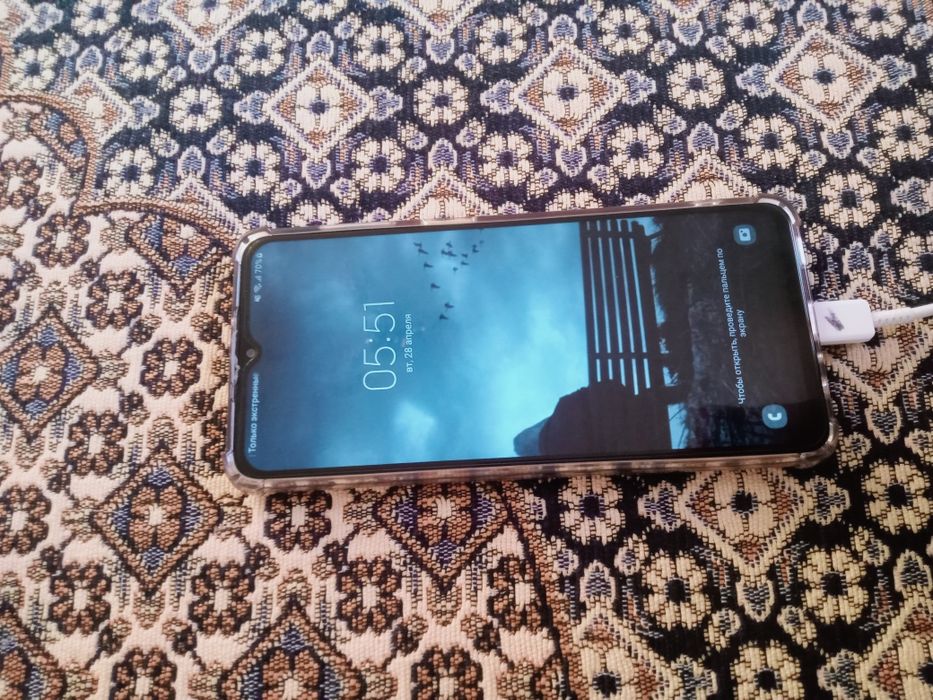 Самсунг а12 өте жақсы жағдаида