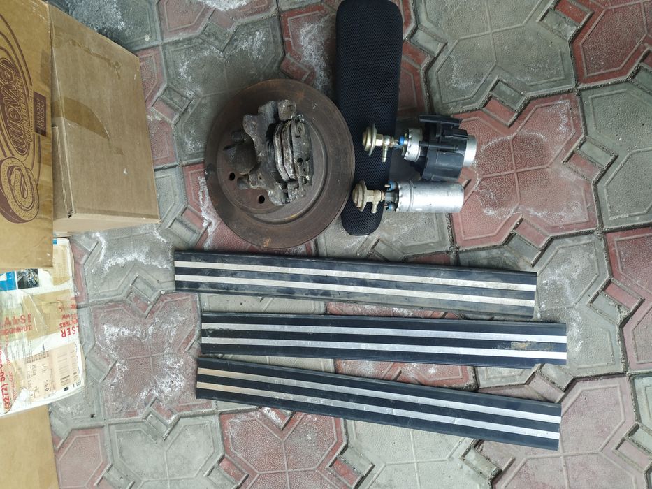Продам запчасти от бмв е 34