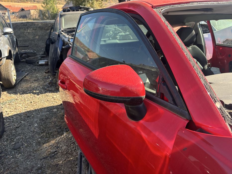 Oglinda haion Usi Audi A1