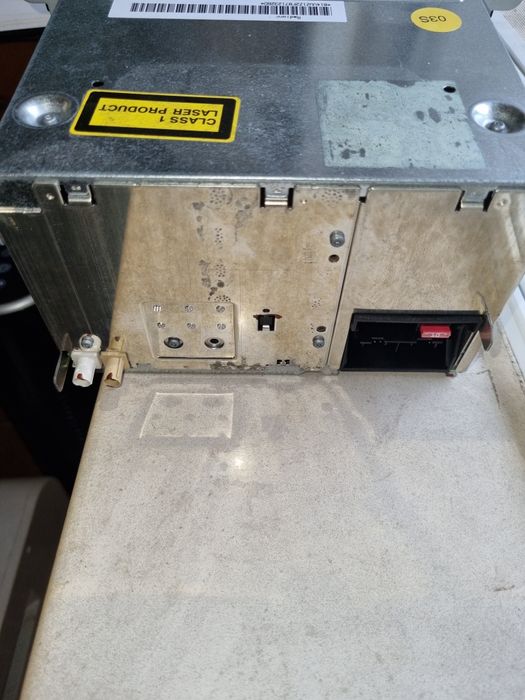 Оригинално CD с радио за голф 5
Доста запазено и работещо.