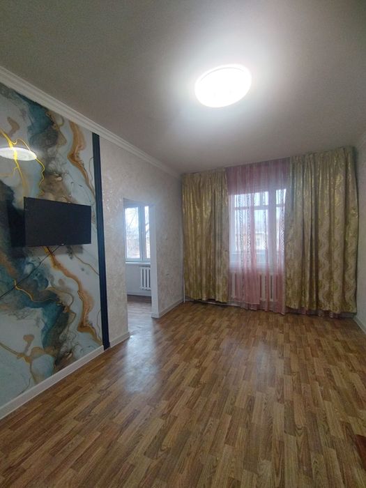 Продаётся 1 комнатная квартира в Чиланзар 21 квартал