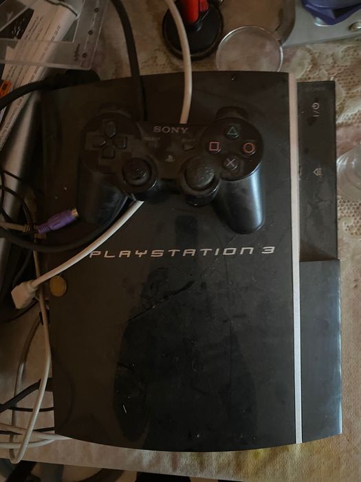 плейстейшън 3 + 2 джойстика