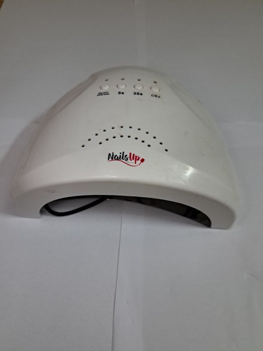 Produse unghii de vanzare