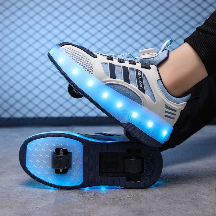 Роликовые кроссовки