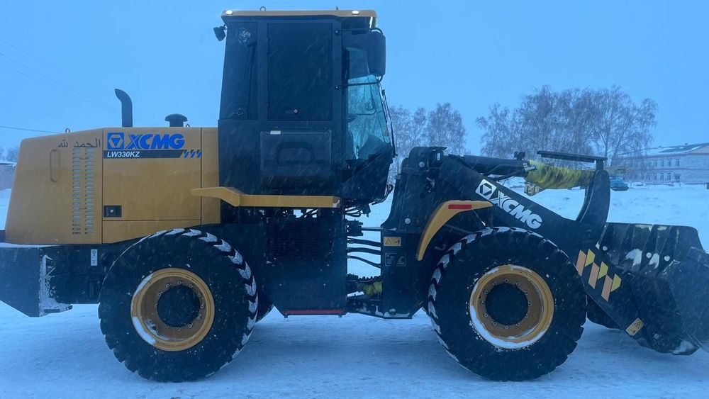 Фронтальный погрузчик