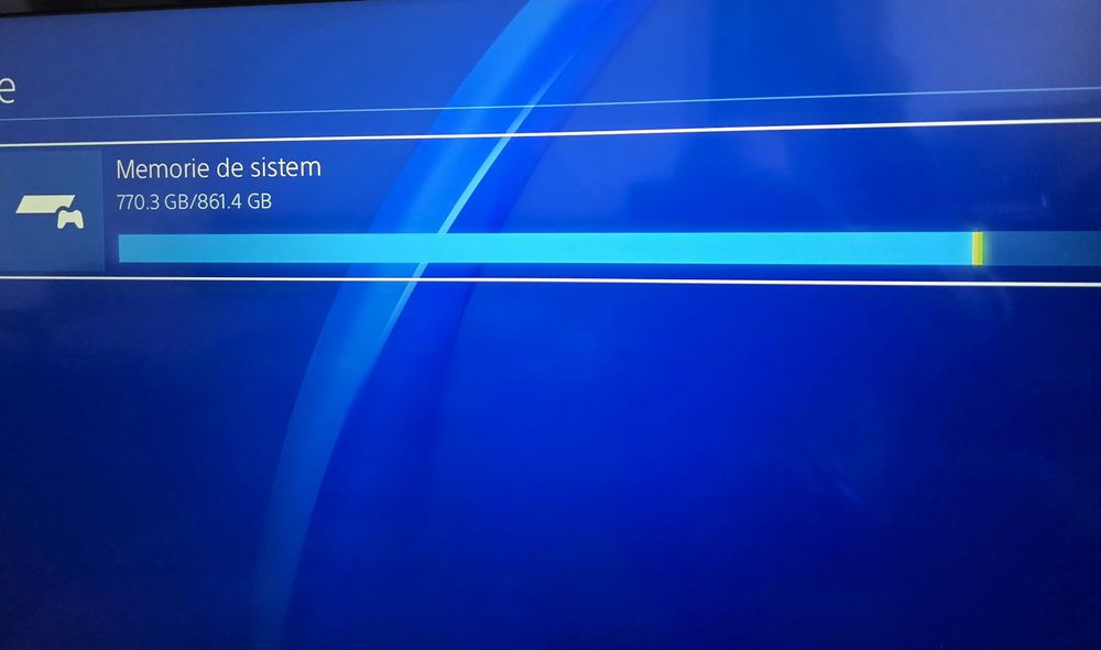 PS4  1Tb  Modat cu accesorii