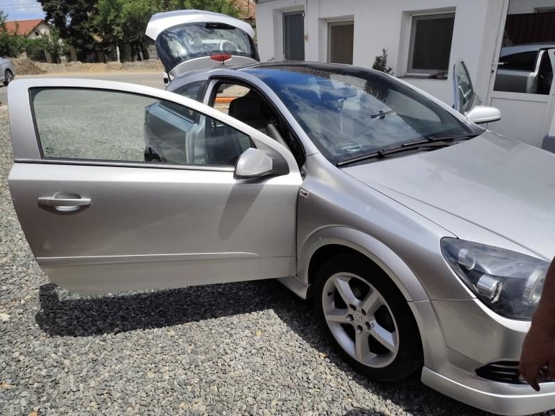 Brat suspensie Stanga fata Opel Astra H GTC 1.8 i 140 cp 103 kw panora