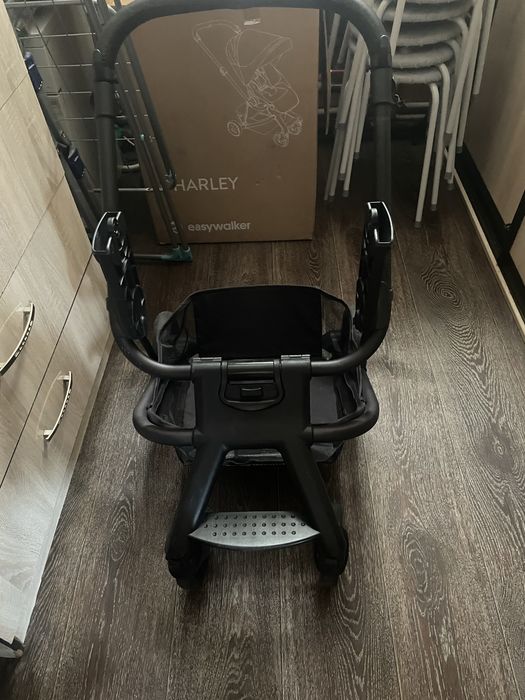 Коляска детская черная