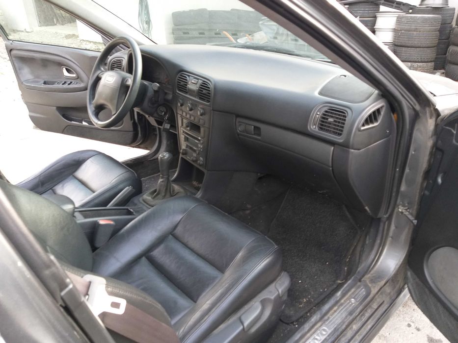 Piese Second Volvo S40 V40 1.9 diesel 115 cai putere An 2001