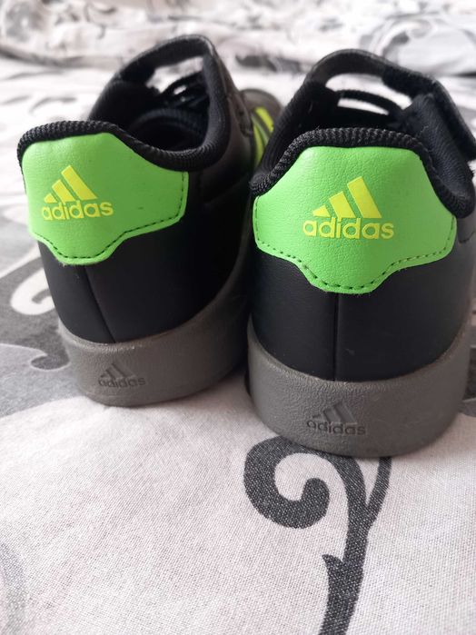 Детски маратонки кожени Adidas