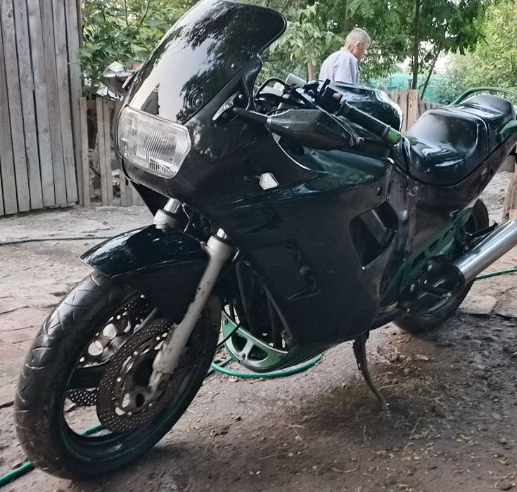 Motocicleta Suzuki