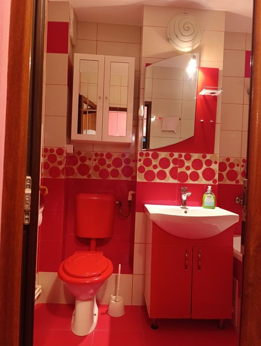 Proprietar vand apartament 2 camere – zonă liniștită
