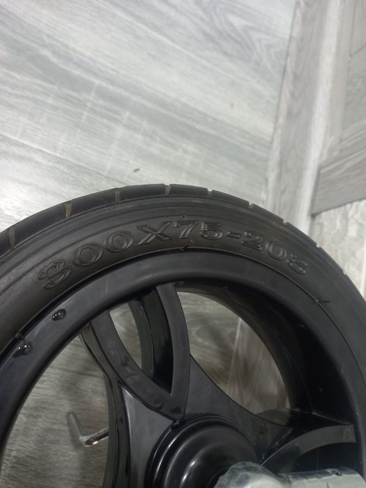 Колёса для трёхколёсного  велосипеда