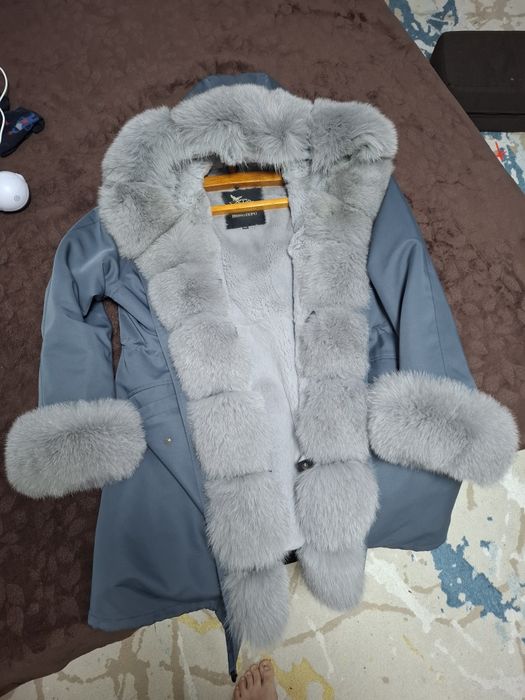 Продам парку, в идеальном состоянии