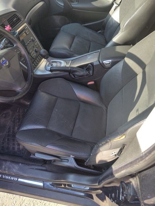 Volvo S60 2.4 Diesel 2007 - stare bună, bine întreținut