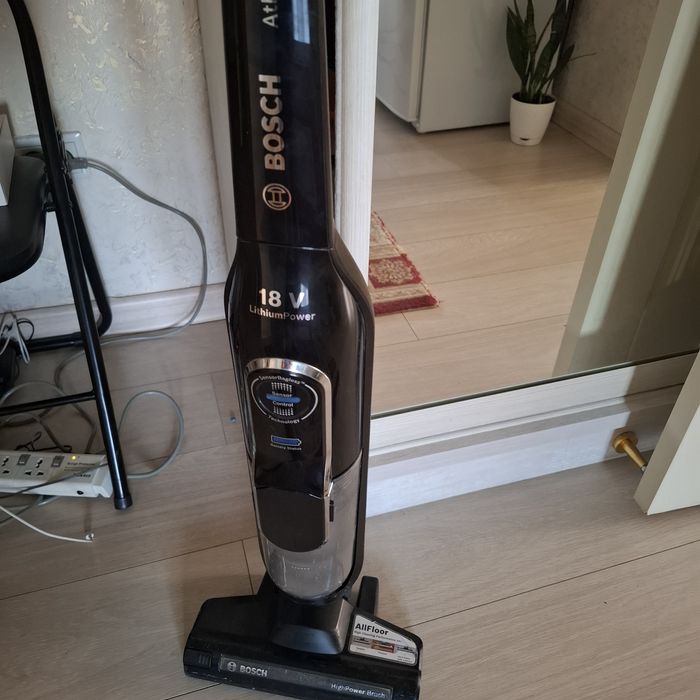 Беспроводной пылесос марки Boschh