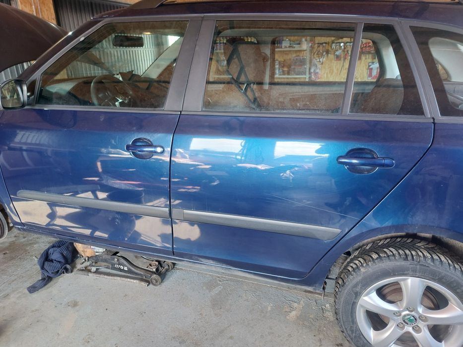 Portiere / oglinda / Oglinzi Skoda Fabia 5J 2 break an 2010