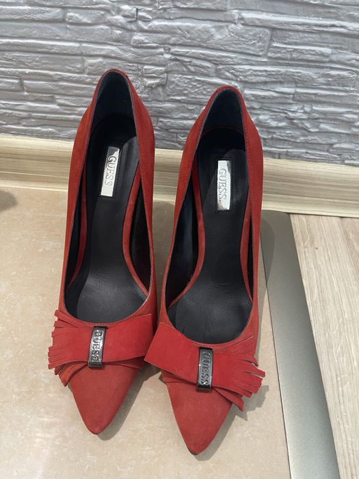 Обувки почти нови