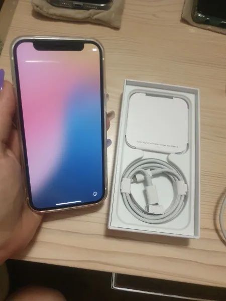 Iphone 12 mini продаю