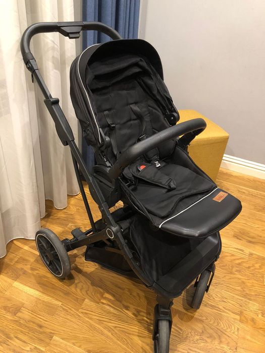 Коляска в отличном состоянии