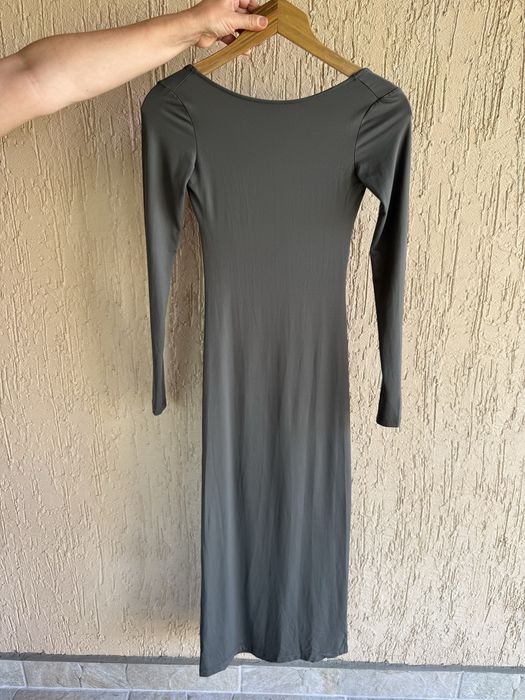 Официални рокли Zara, H&M, Bershka