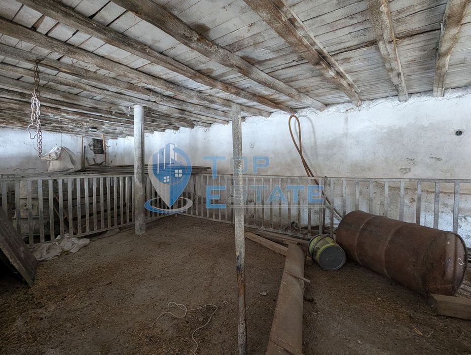 Продава се Промишлена сграда в Борово - 112 кв.м за 242 €/кв.м - Снимка #3