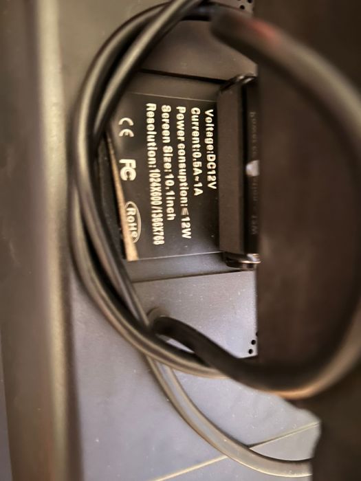 Планшет на подголовник автомобильного сиденья, с креплением