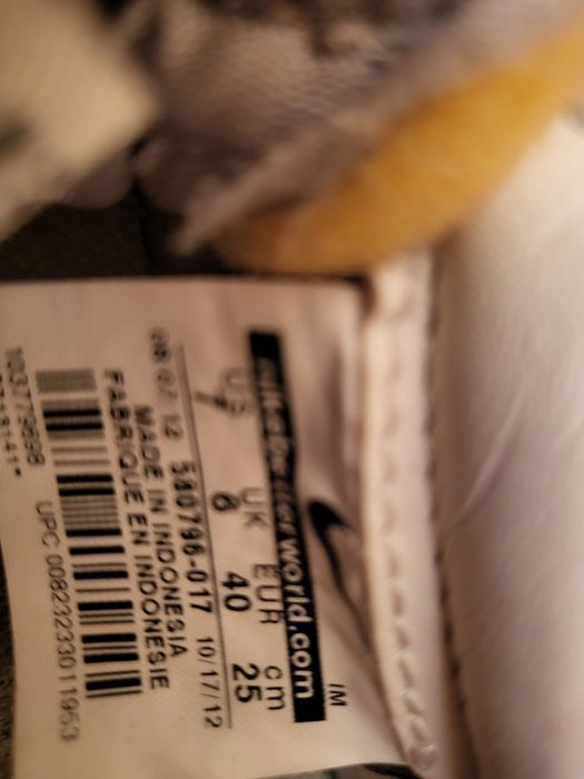 Спортни обувки Nike от естествена кожа-унисекс 40