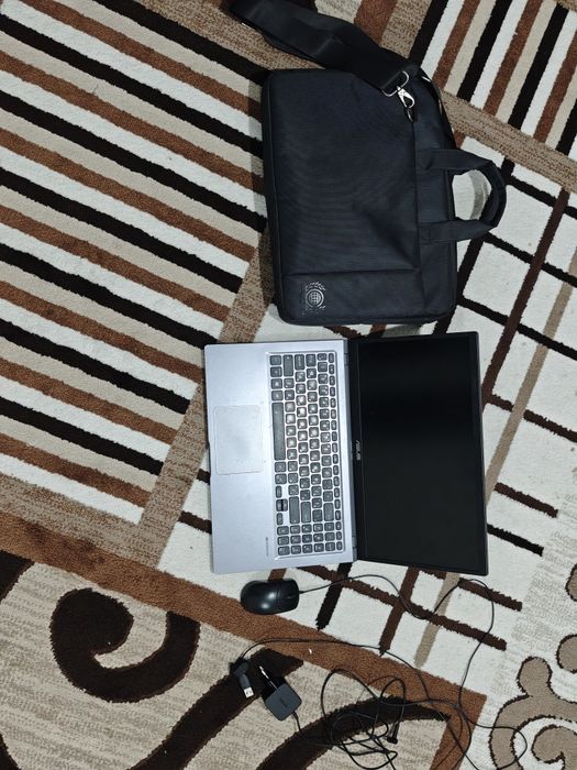 Asus x515 в хорошем состоянии