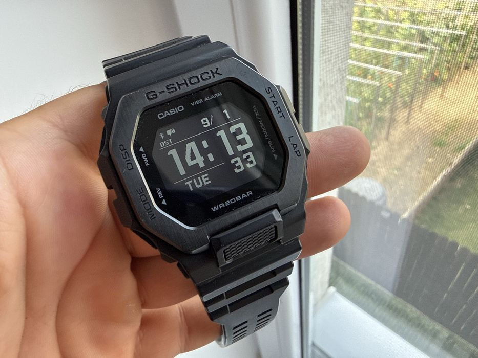 Ceas G Shock Squad G-Lide Tokyo Edition smart connect schimb cu seiko garmin omega tissot