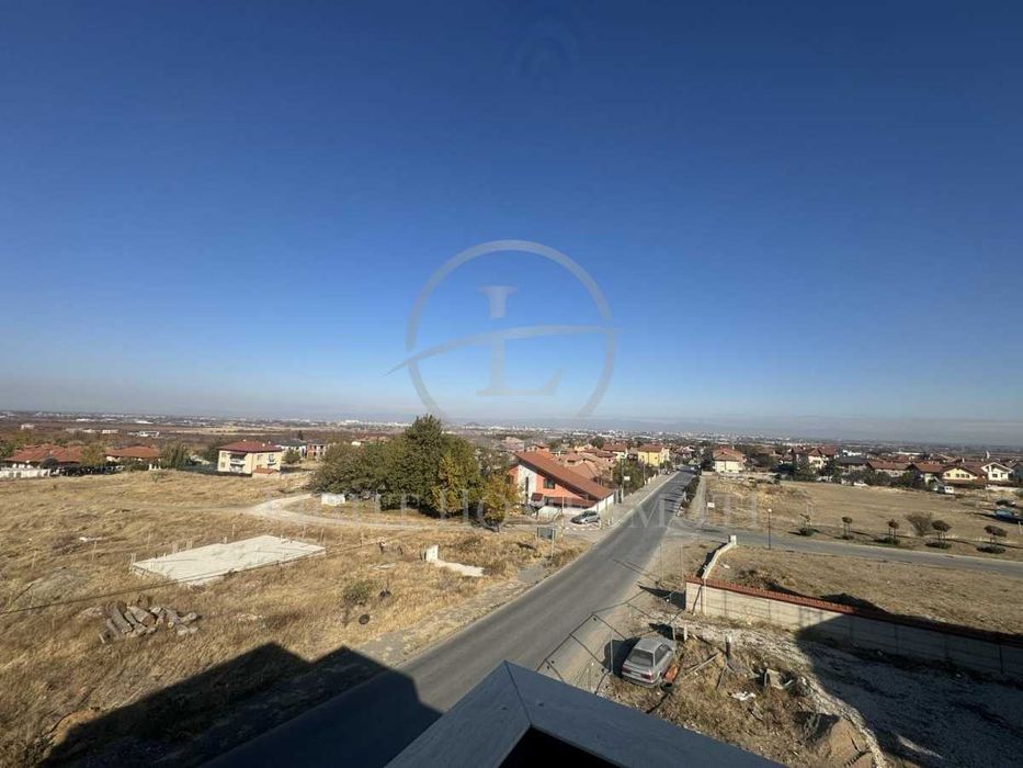 Продава се Тристаен апартамент в с. Белащица, Област Пловдив - 152 кв.м за 1400 €/кв.м - Снимка #13