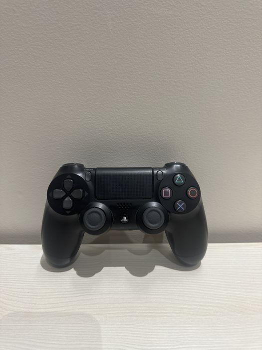 Оригинальный Геймпад Sony DualShock 4