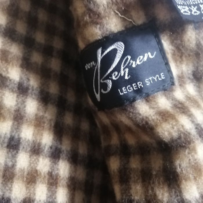 Jachetă casmir natural.