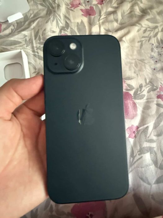 Iphone 15 черный