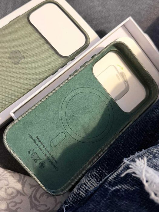 Нов кейс за iPhone 17pro ОРИГИНАЛЕН