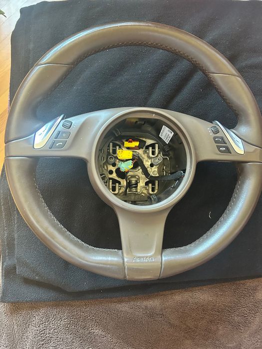 Porsche Cayenne 2013 - Волан; Vw Phaeton 2013 - Волан