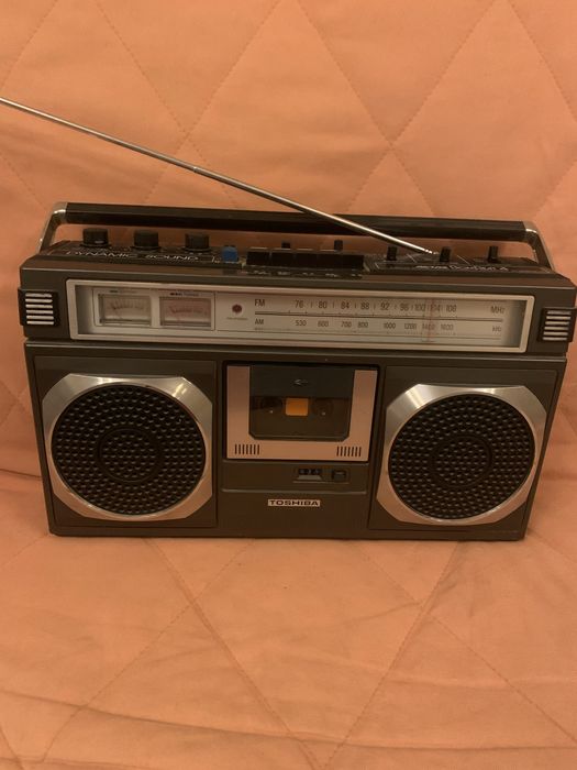 Японская винтажная магнитола.