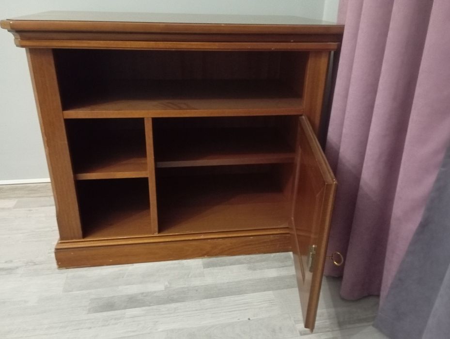 Продаю тумбу (б/у).