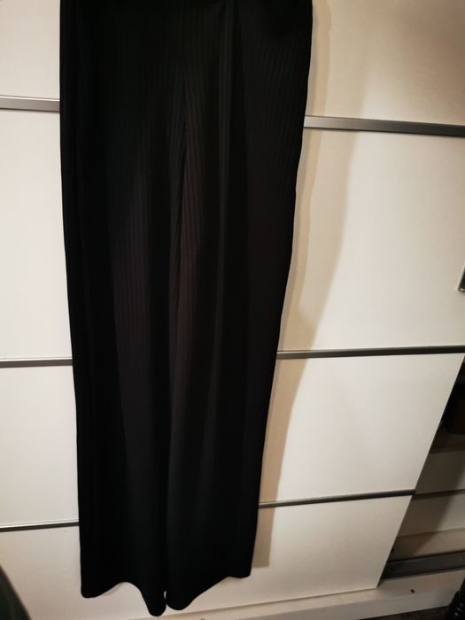 Salopetă neagra elegantă Bershka, M