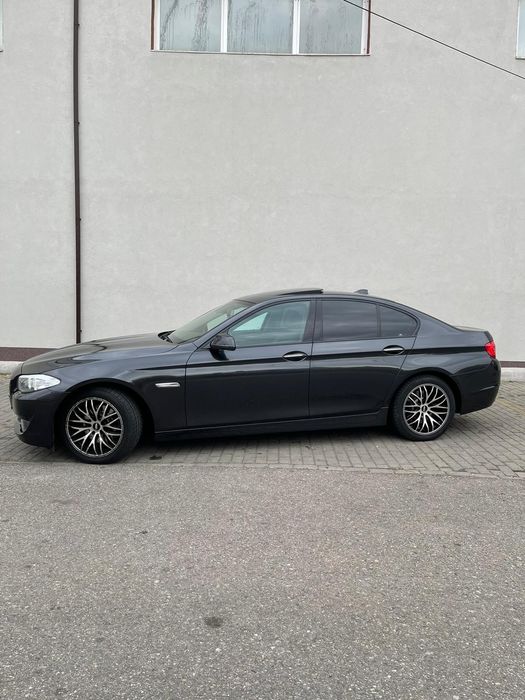 Bmw f10 diesel 2.0 din 2010.