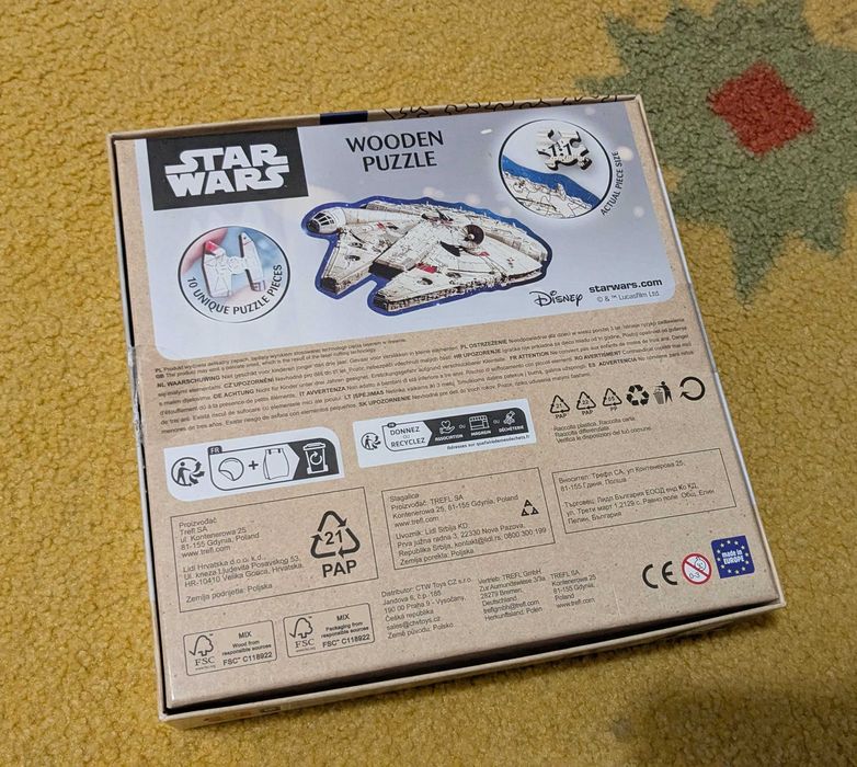 Puzzle din lemn cu 160 piese Star Wars. Millenium Falcon
