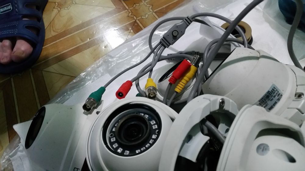 Camere supraveghere video