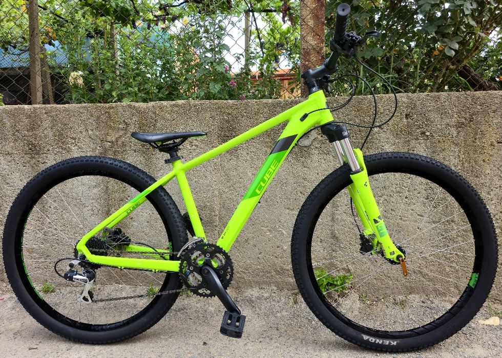 Cube Aim 27.5 цола S-M размер Хидравлични дискови 3х8 скорости Алумини